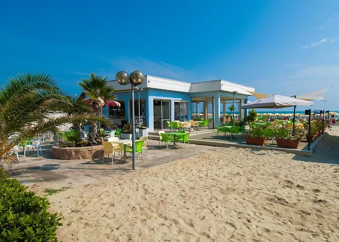 Atlantic 3* Джулианова