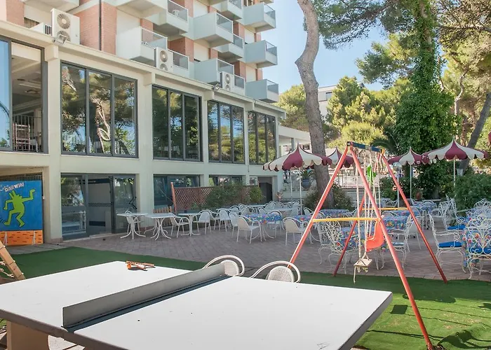 Atlantic Джулианова